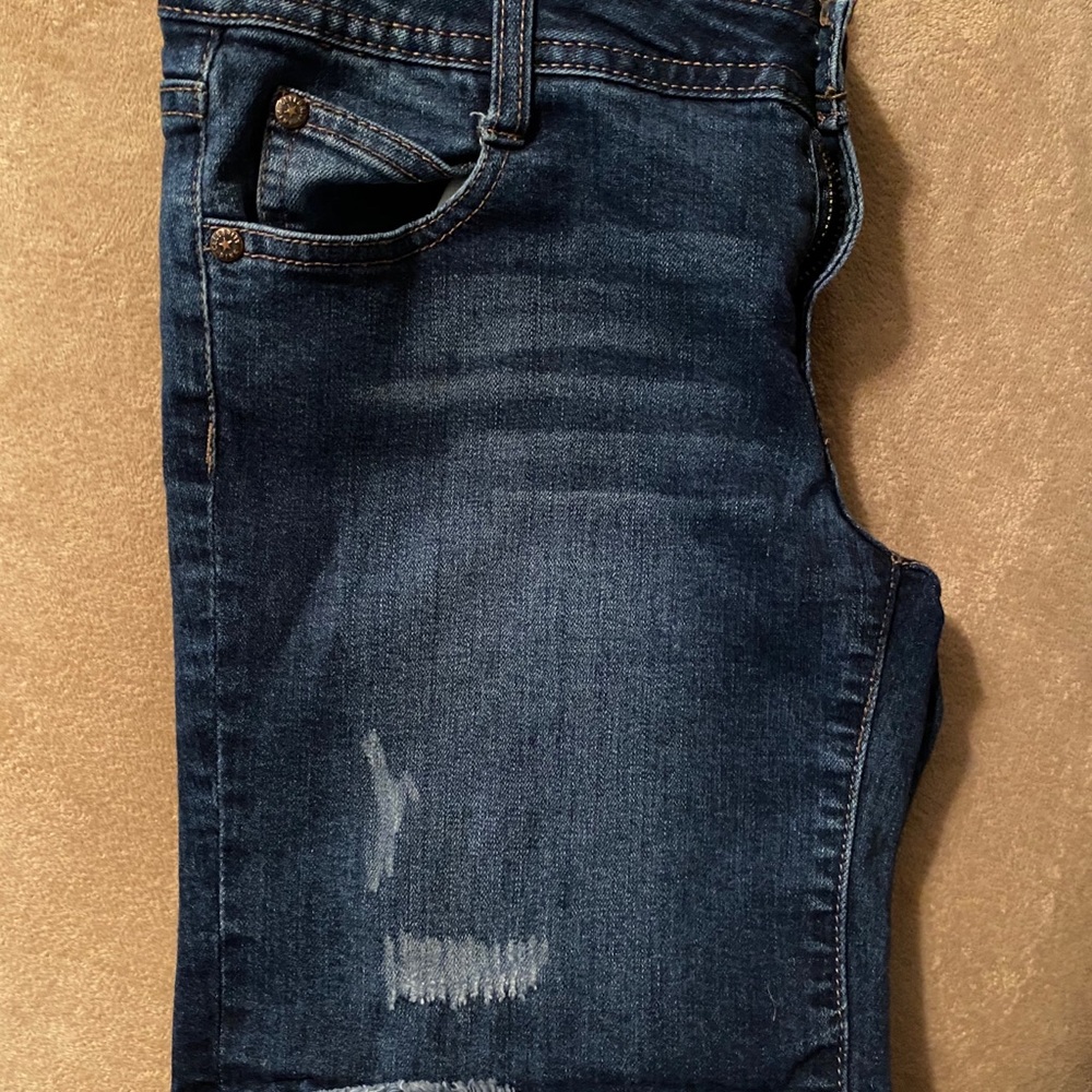 Celebrity Shorts size 5 like new